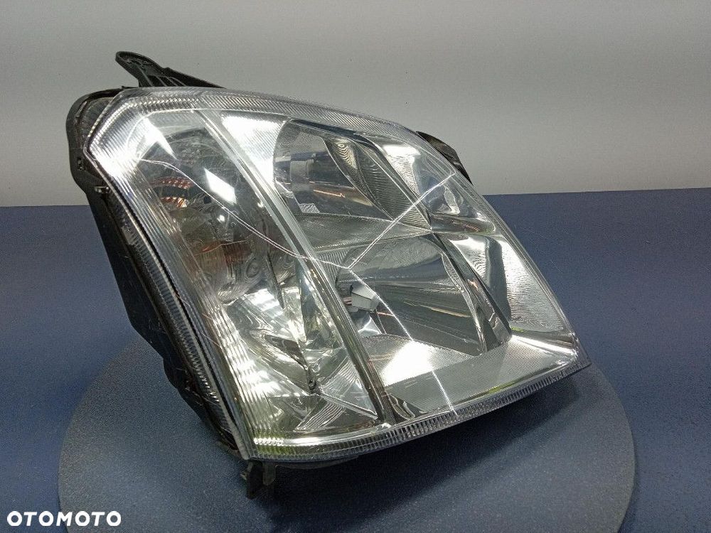 OPEL MERIVA A REFLEKTOR PRAWY PRZÓD LAMPA PRZEDNIA EU 20-A337 - 2