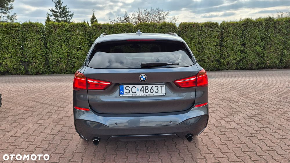 BMW X1 xDrive20i Sport - 9