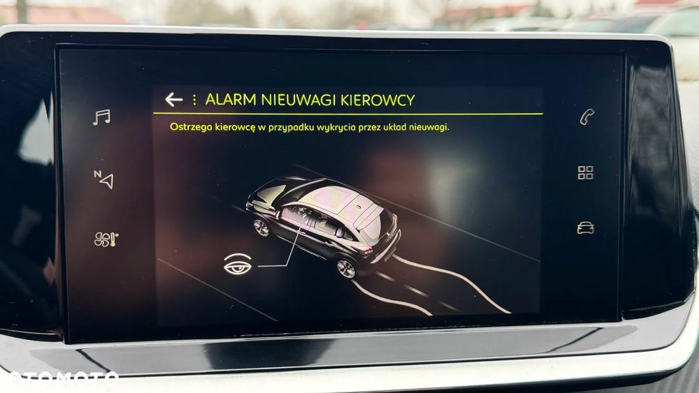 Peugeot 208 BlueHDi 100 Allure - 19