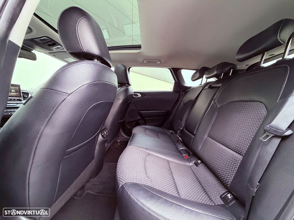 Kia Ceed SW 1.6 CRDi MHEV Drive - 22