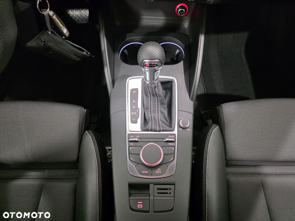 Audi A3 Sportback 2.0 TDI S tronic S line Sportpaket - 33