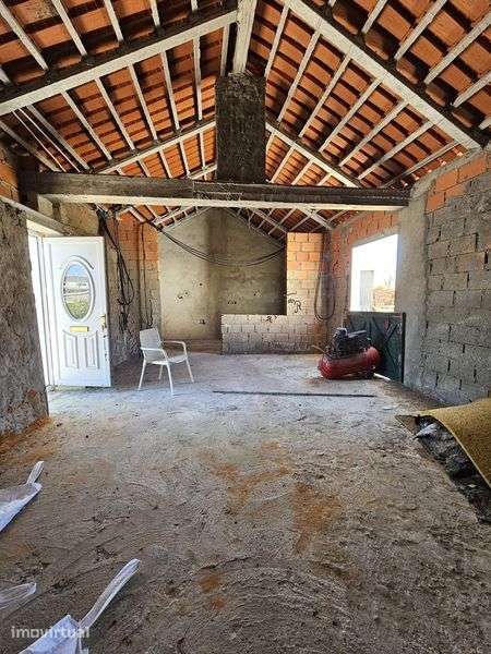 Vende-se moradia - Grande imagem: 5/5