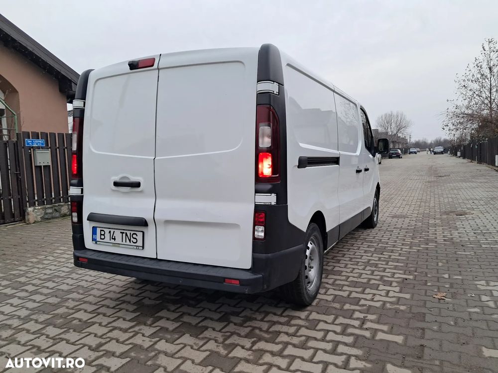 Renault TRAFIC - 6