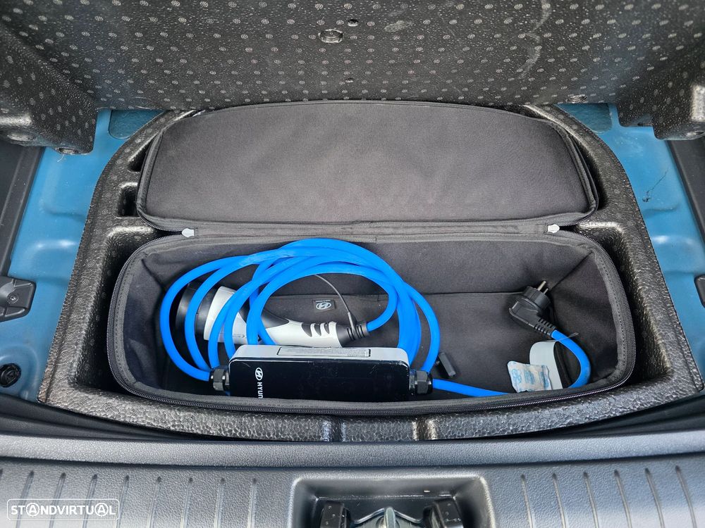 Hyundai Kauai Business - 10