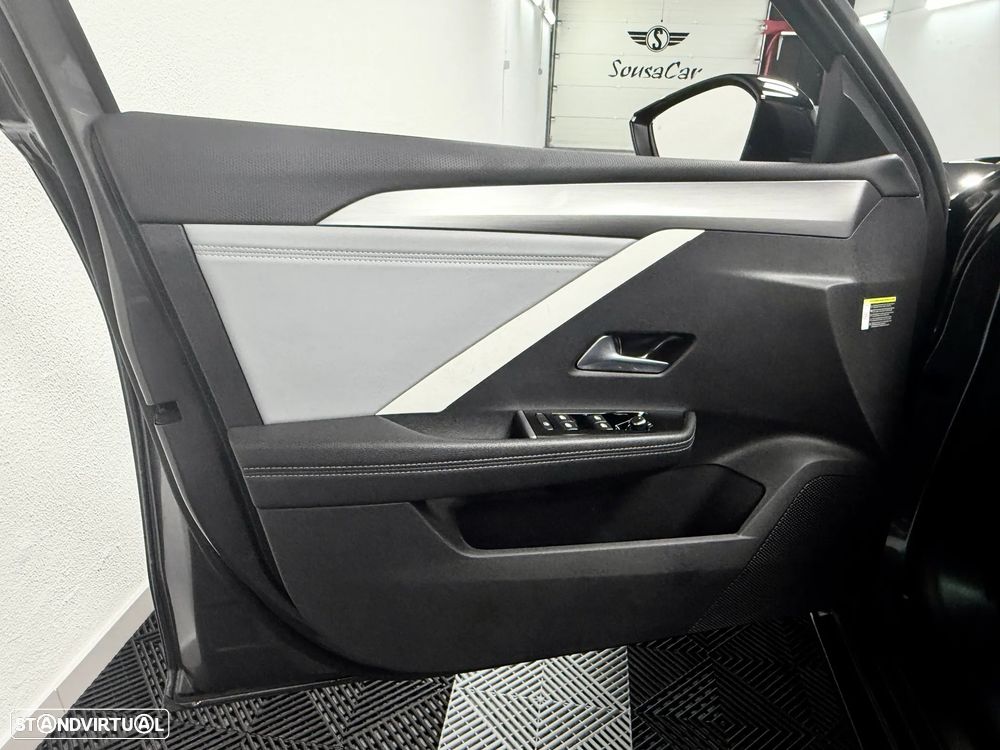 Opel Astra 1.5 D Elegance - 24
