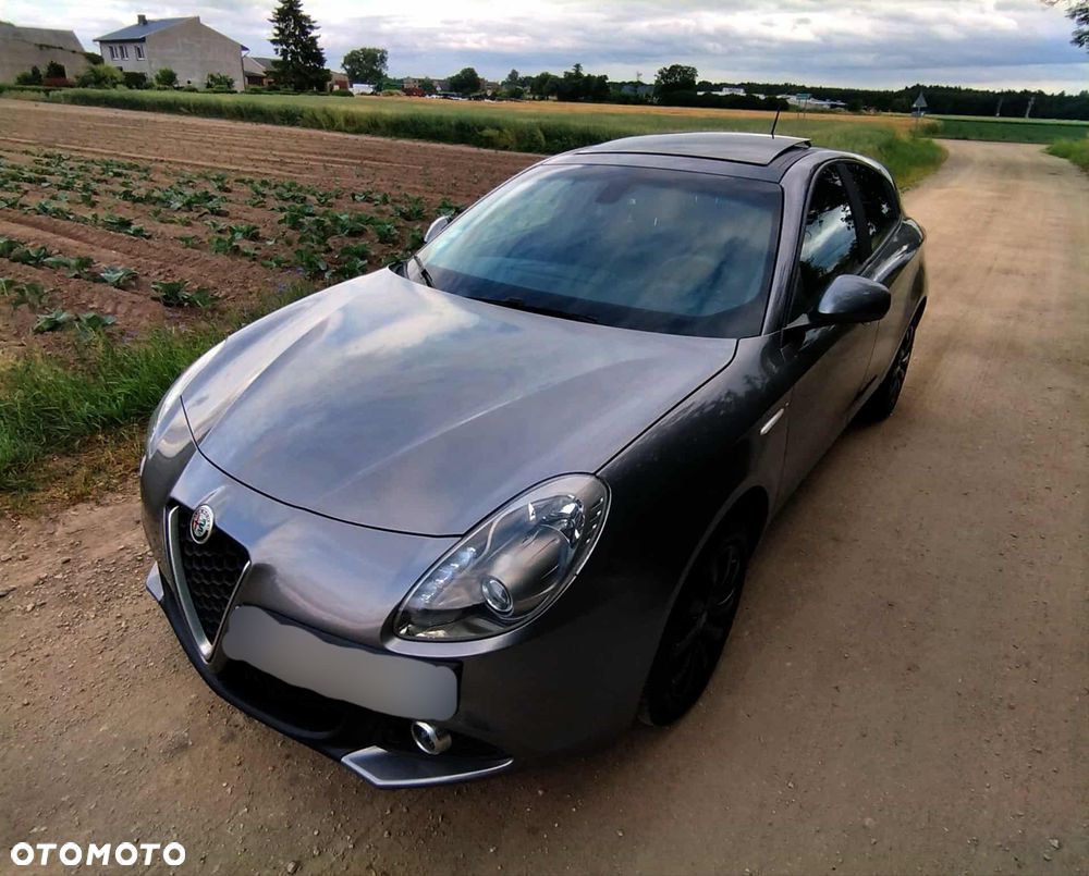 Alfa Romeo Giulietta 2.0 JTDM Distinctive - 2