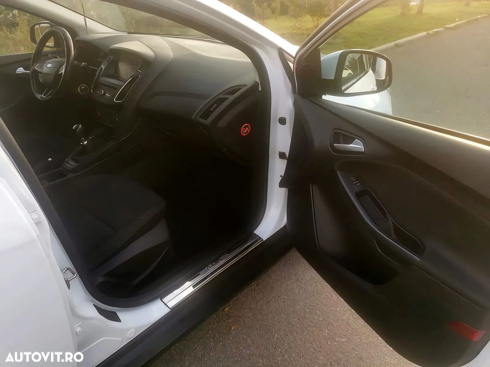 Ford Focus 1.5 TDCi Titanium - 30