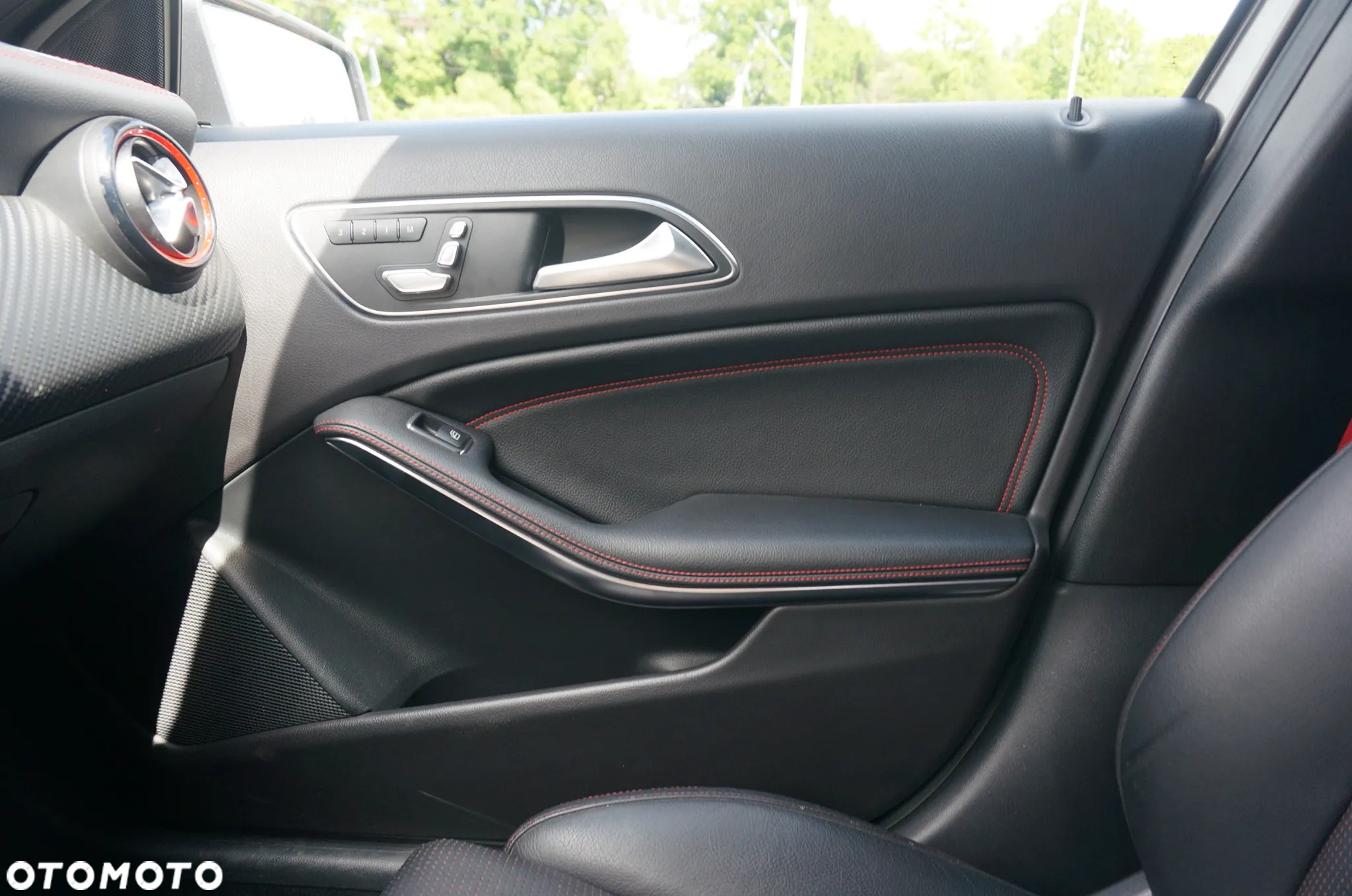 Mercedes-Benz Klasa A AMG 45 4-Matic - 32