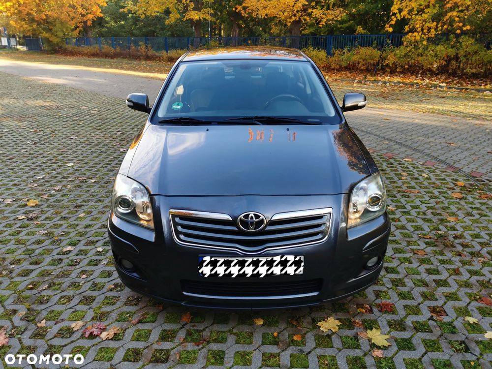 Toyota Avensis 2009 photo 3