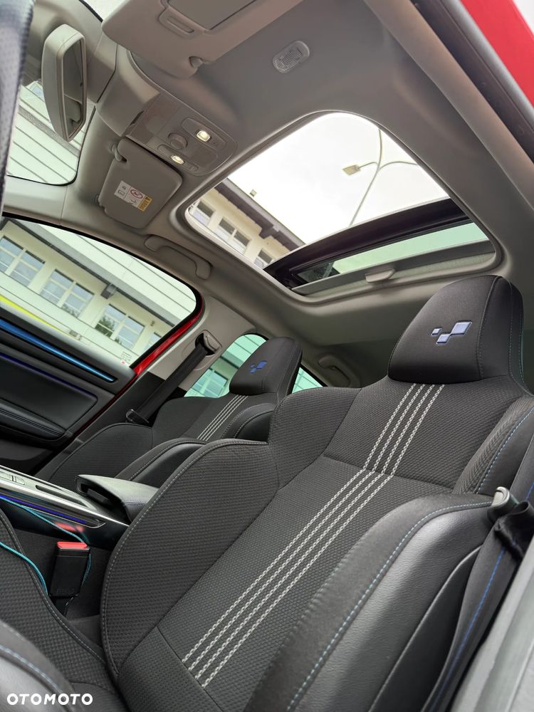 Renault Megane BLUE dCi 115 GT LINE - 11