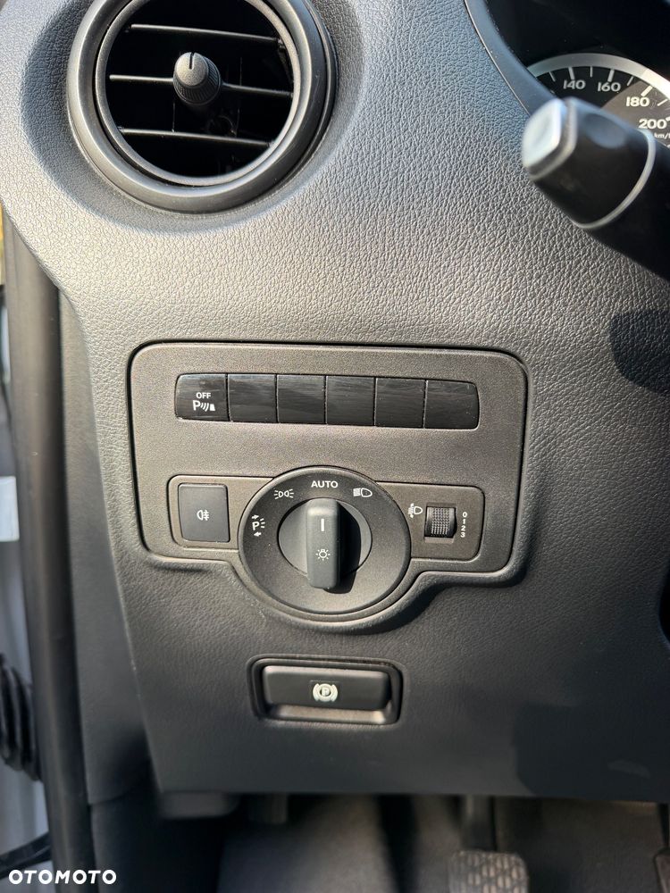Mercedes-Benz Vito - 16
