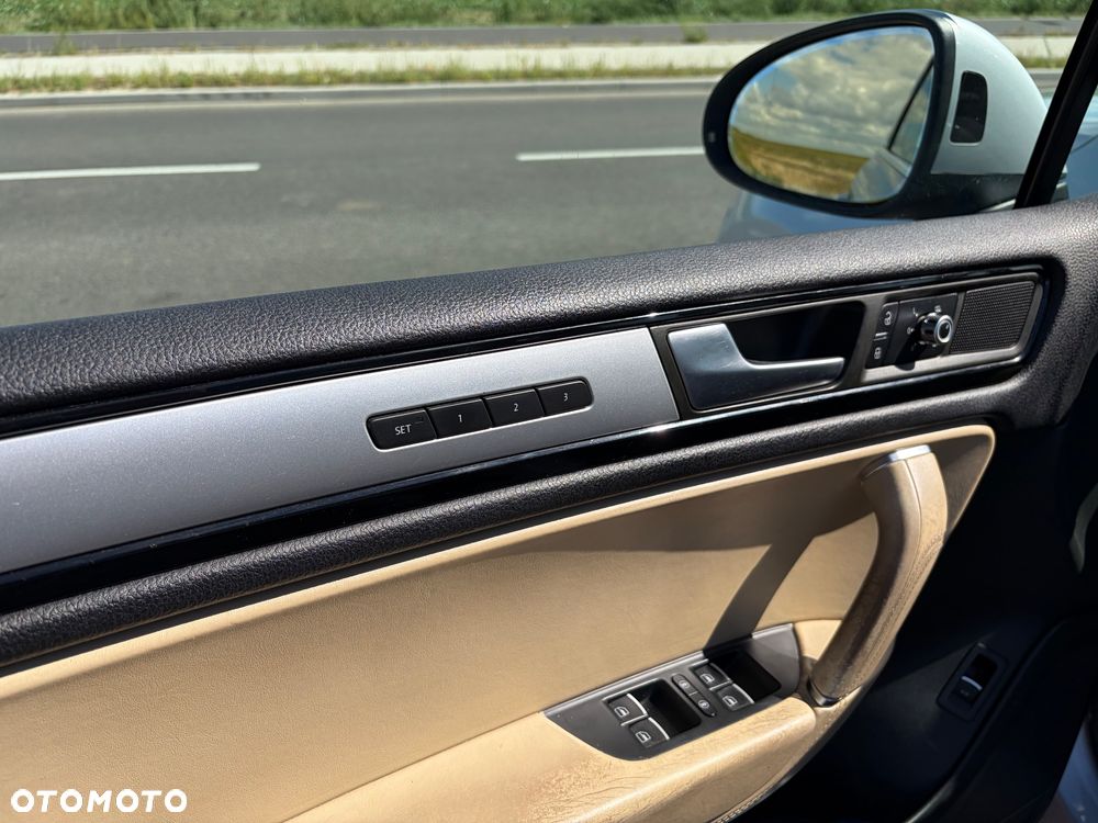 Volkswagen Touareg 3.0 V6 TDI DPF Tiptr - 12