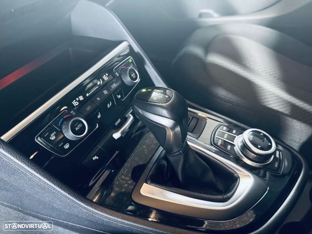 BMW 218 Gran Tourer d Aut. Luxury Line - 35