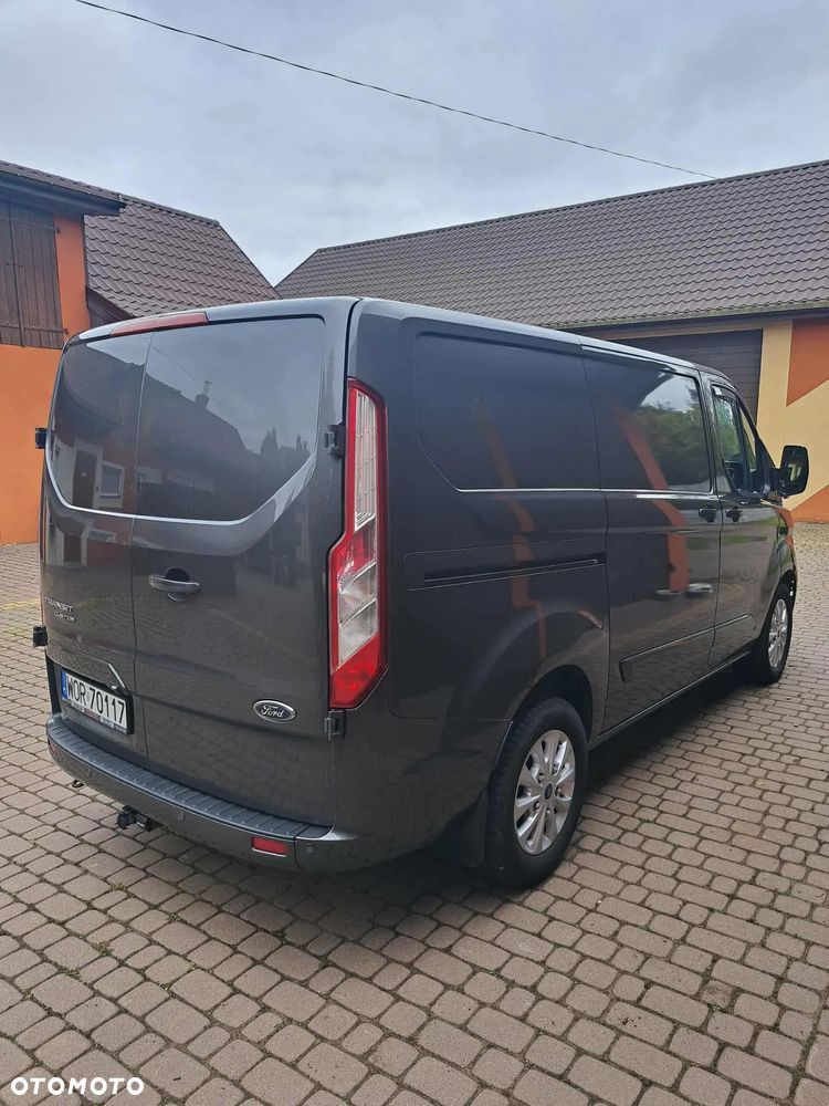 Ford TRANSIT CUSTOM - 2