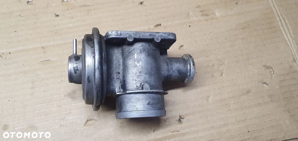 Zawór EGR BMW 3 5 E46 E39 2.0D 3.0D 7785452 - 3