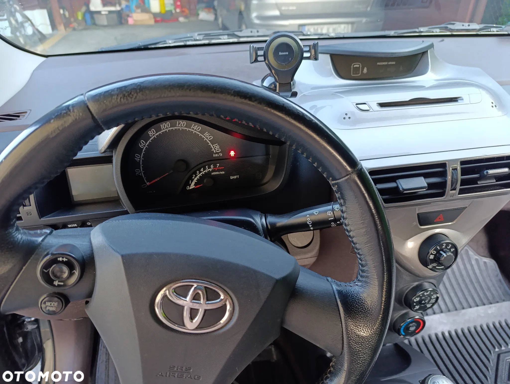 Toyota iQ 1.0 Luna - 15