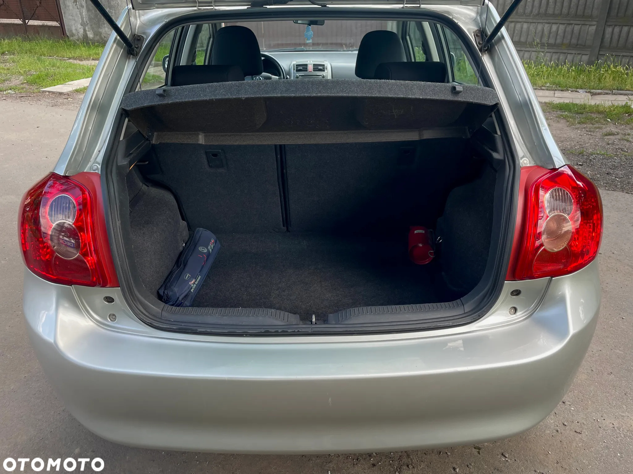 Toyota Auris 1.6 VVT-i Luna - 11