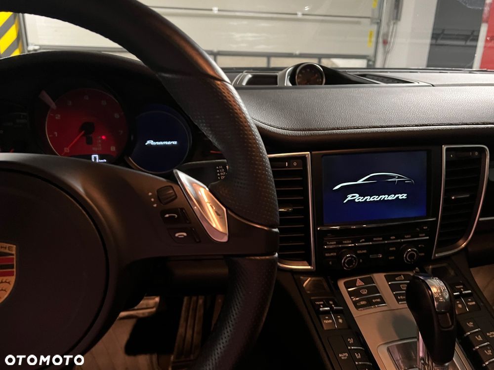 Porsche Panamera PDK Edition - 18