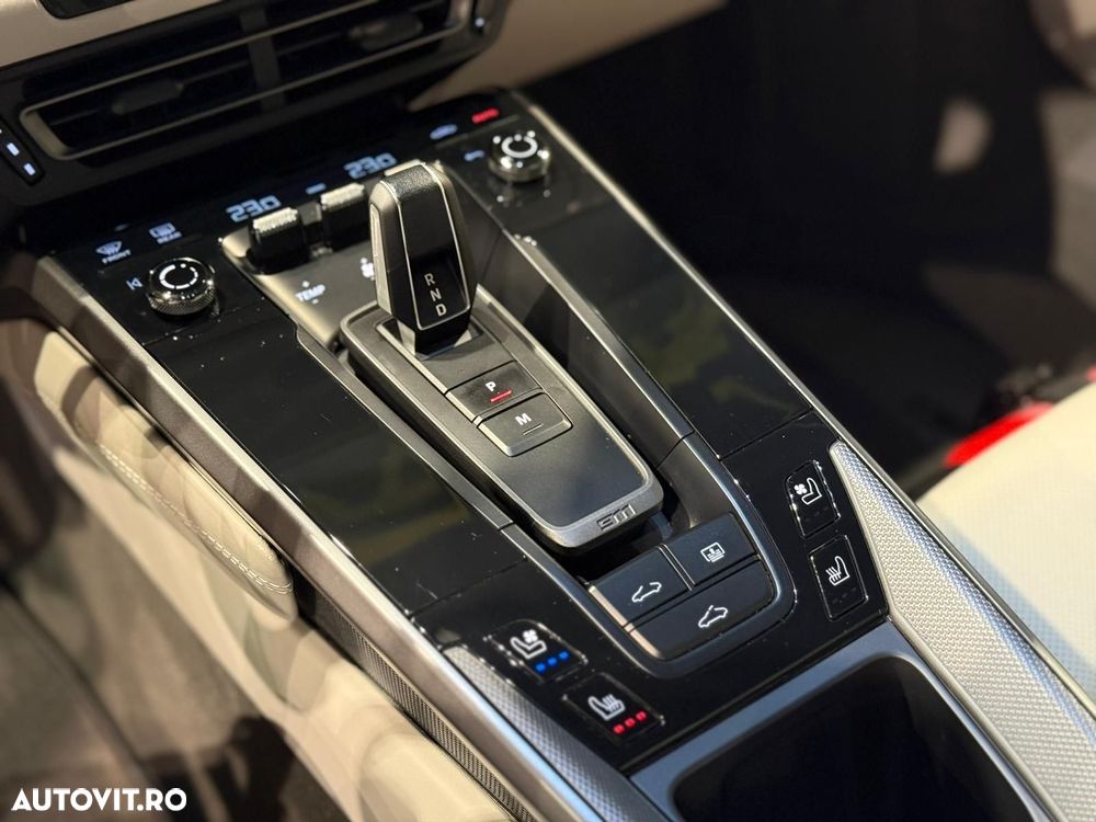 Porsche 911 4 PDK - 27