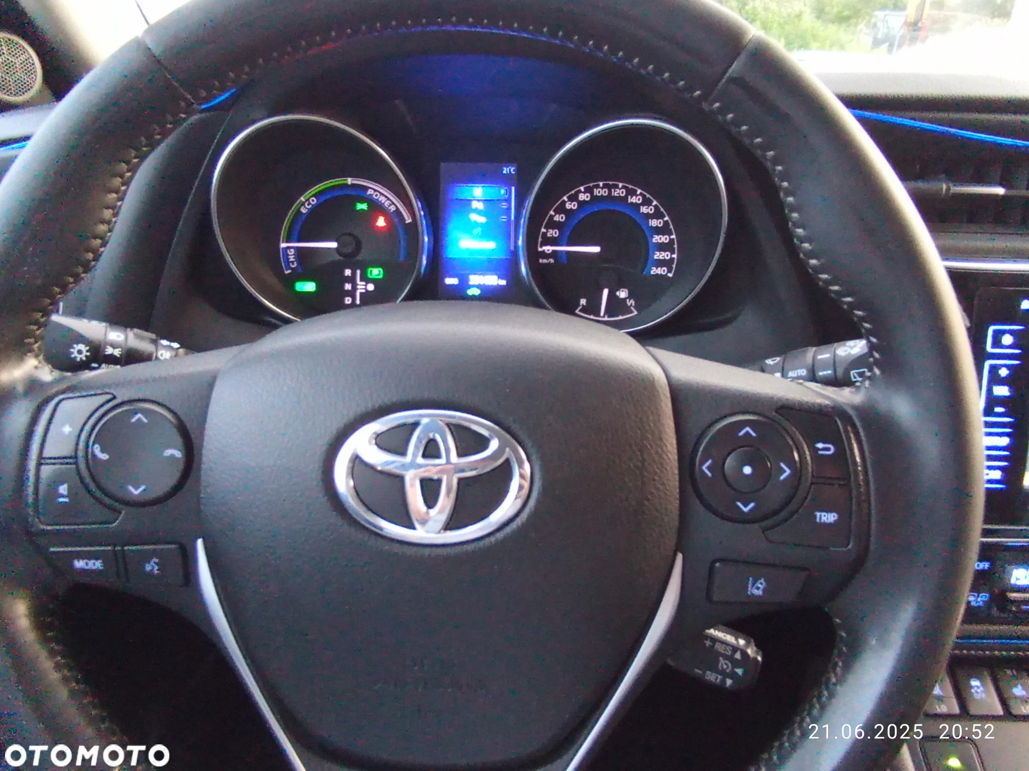 Toyota Auris - 12
