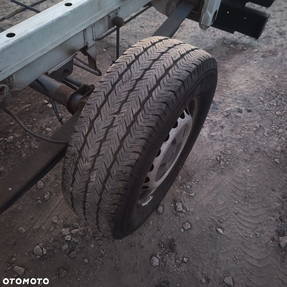 Mercedes-Benz Sprinter - 19