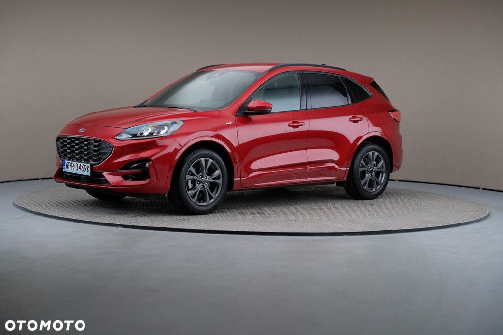 Ford Kuga - 1