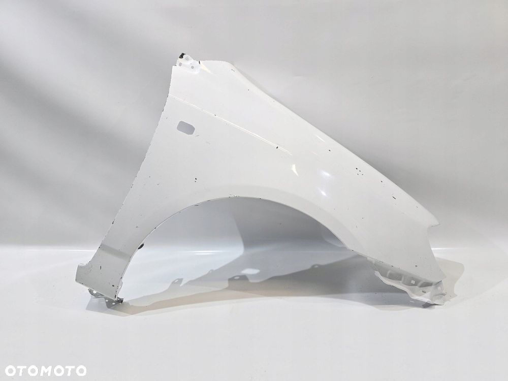 błotnik przód przedni prawy toyota corolla e12 01-07er sedan kombi - 1