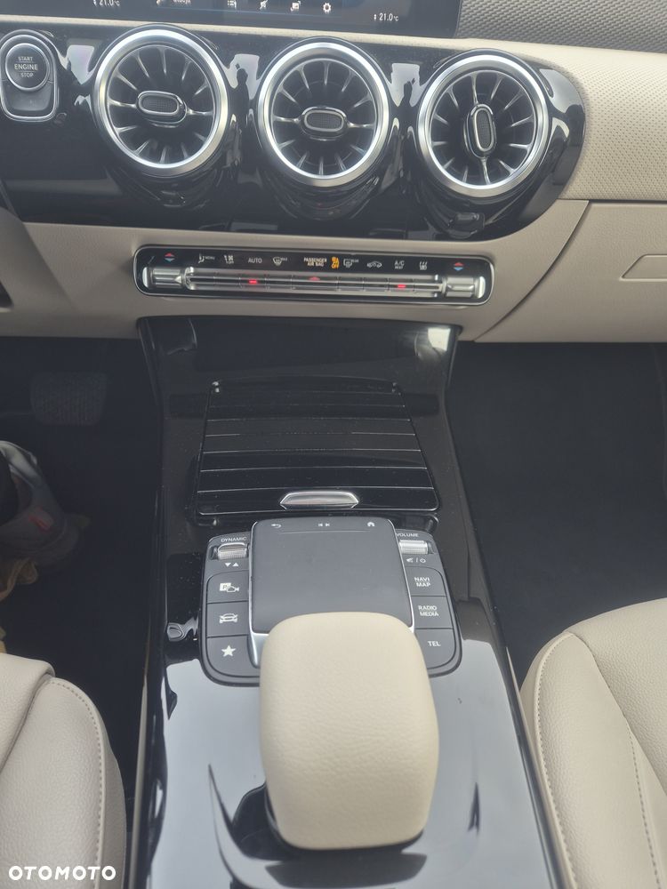 Mercedes-Benz CLA - 20