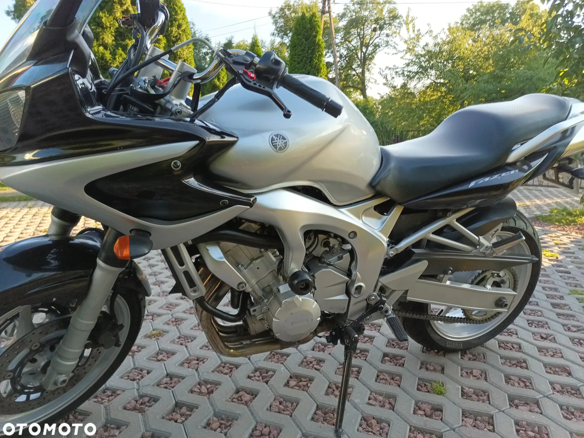 Yamaha FZ6 - 2
