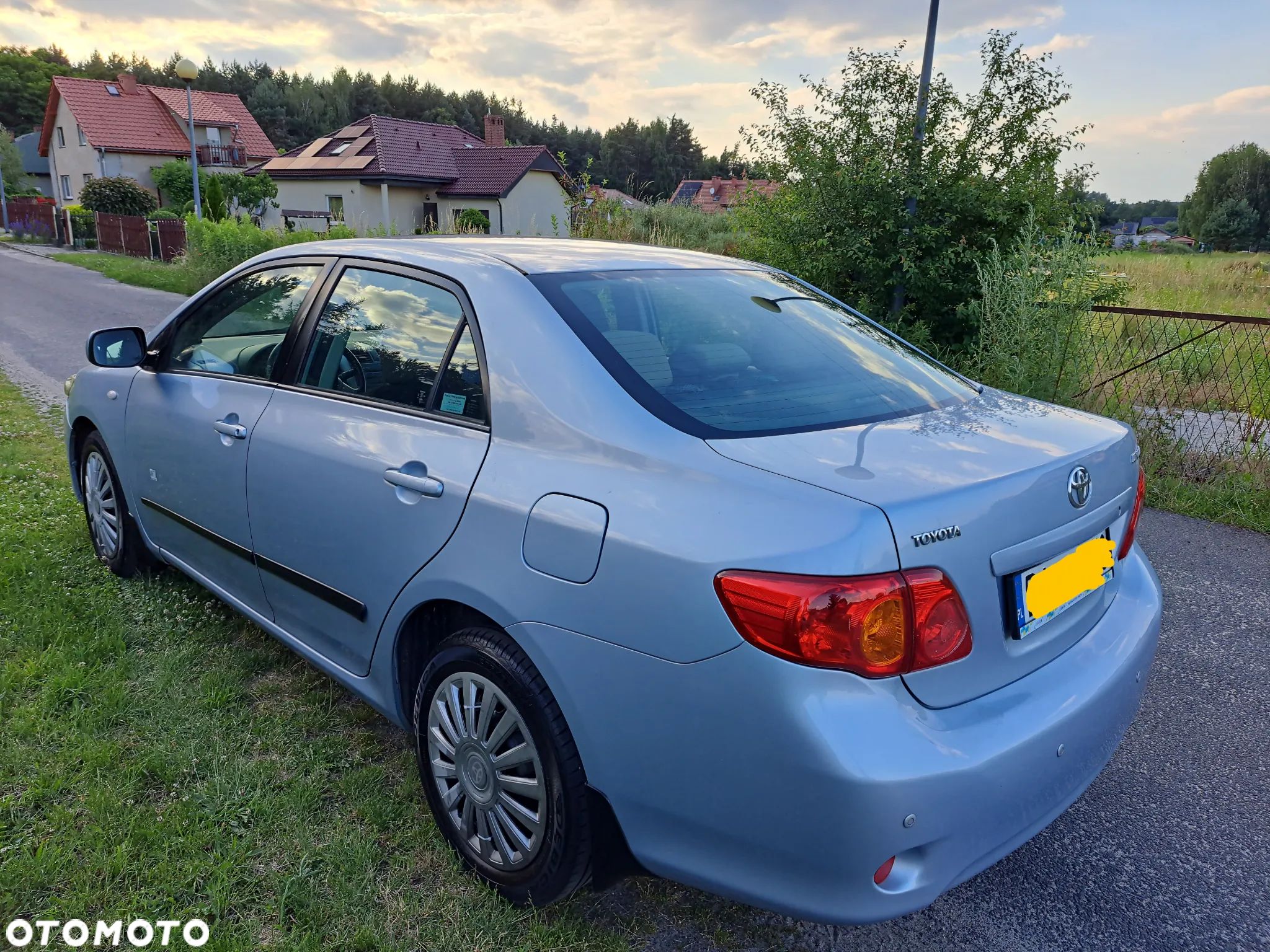 Toyota Corolla 1.6 VVT-i Luna - 1