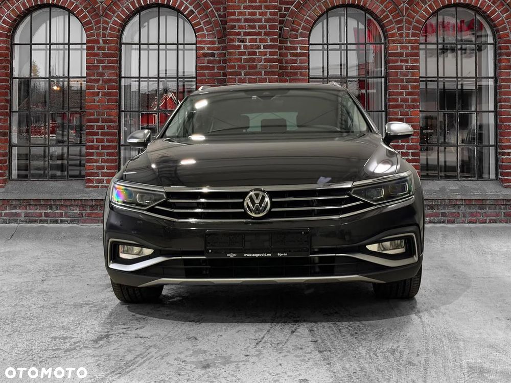 Volkswagen Passat Alltrack 2.0 TDI SCR 4Motion DSG - 1