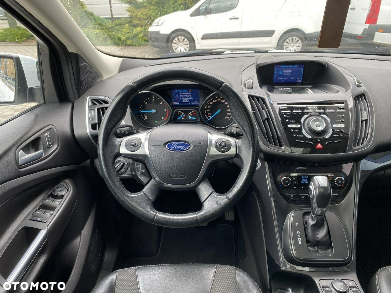 Ford Kuga - 15