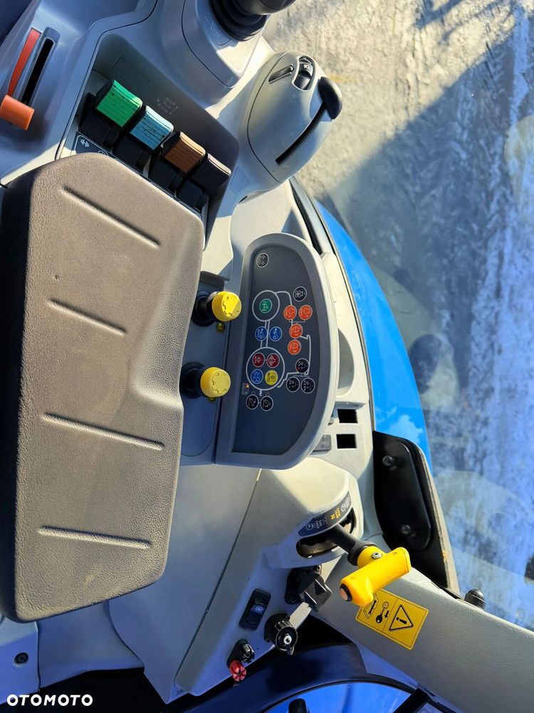 New Holland T7.200 - 22