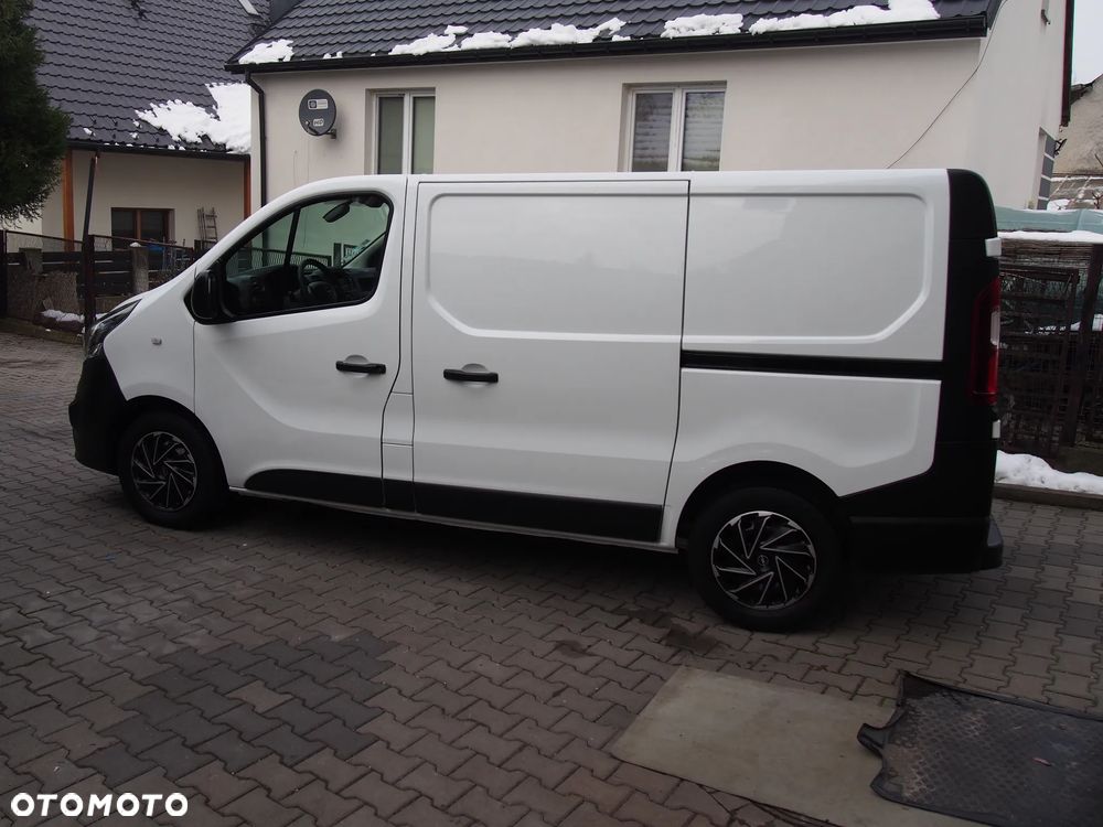 Opel VIVARO - 10