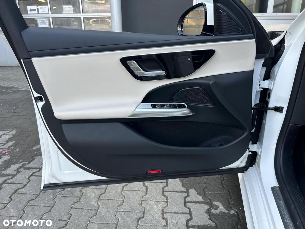 Mercedes-Benz Klasa E - 20