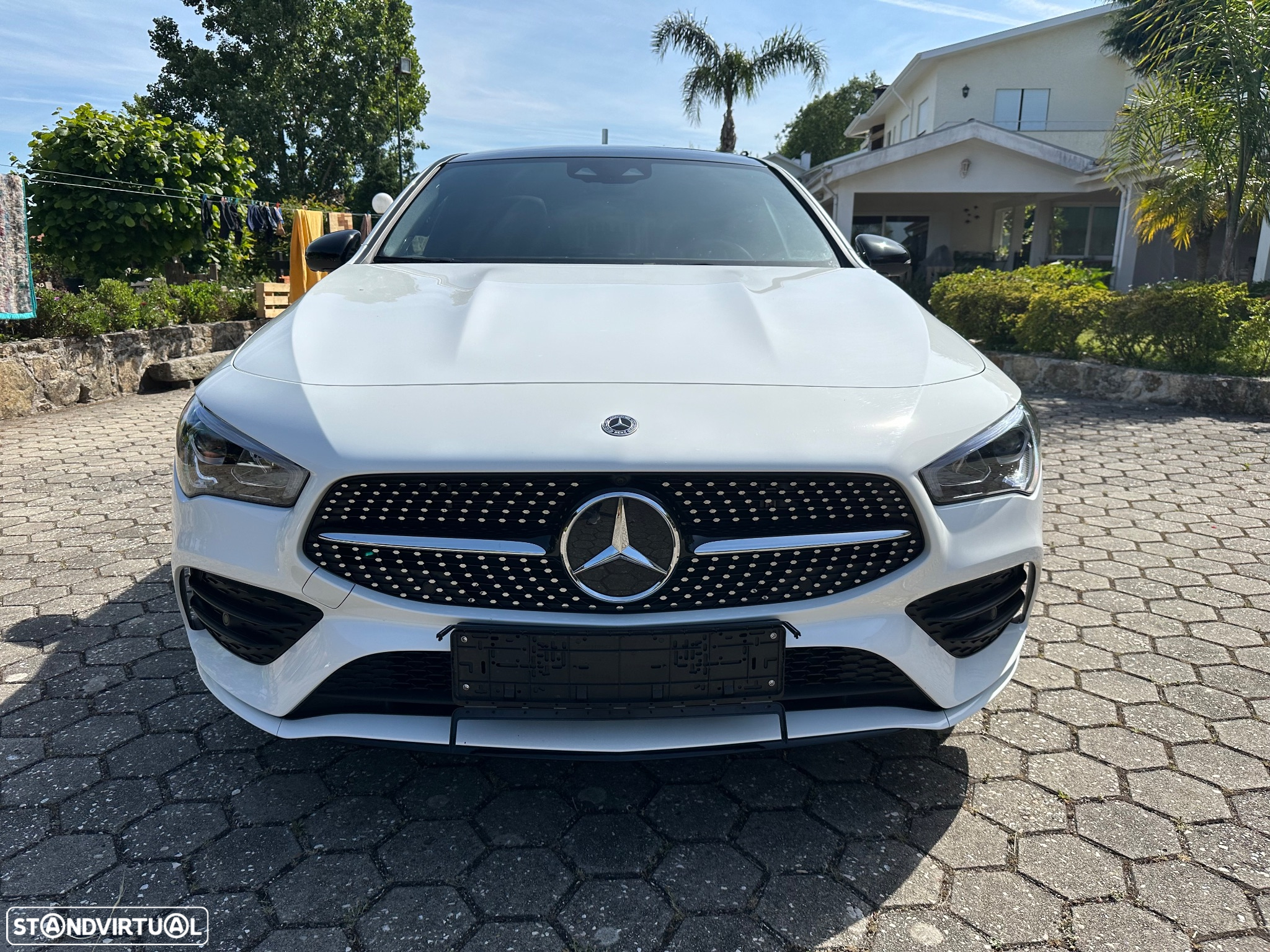 Mercedes-Benz CLA 250 e Shooting Brake AMG Line - 2