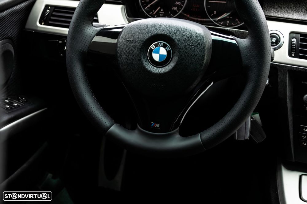 BMW 320 - 18