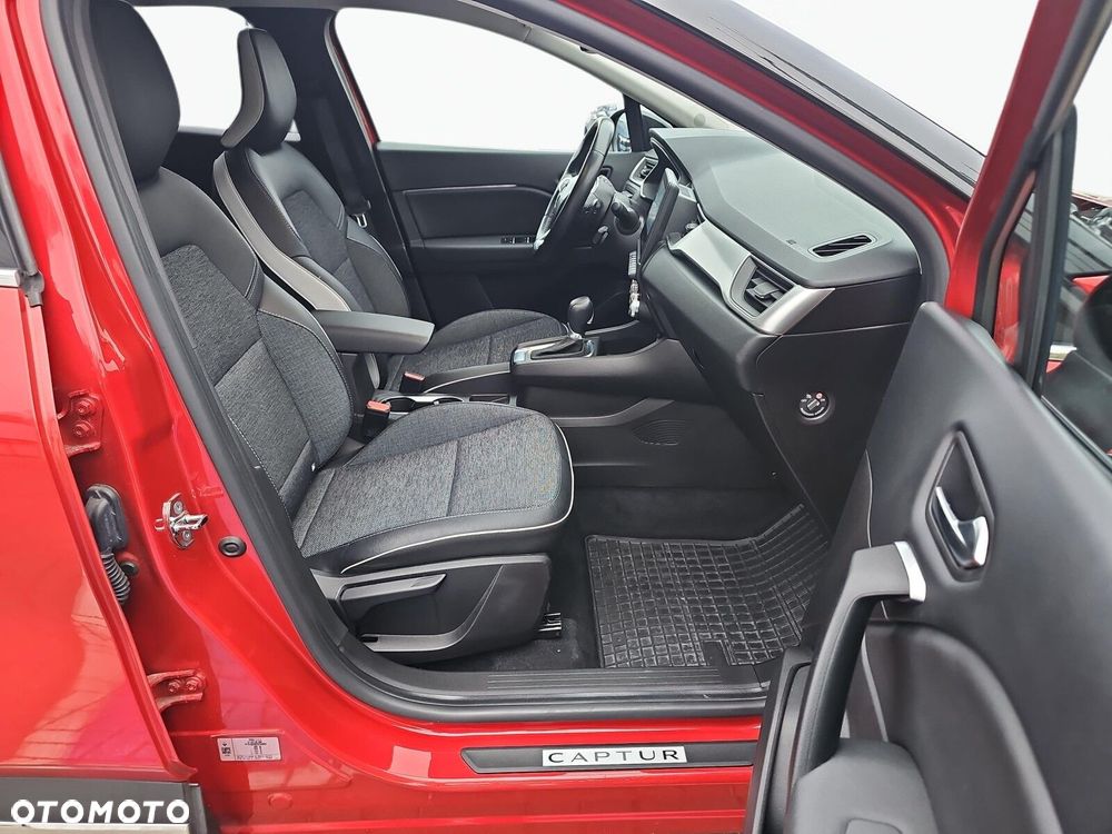 Renault Captur - 25