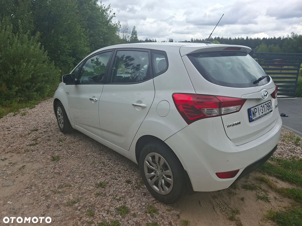 Hyundai ix20 1.6 BlueDrive Classic + - 19