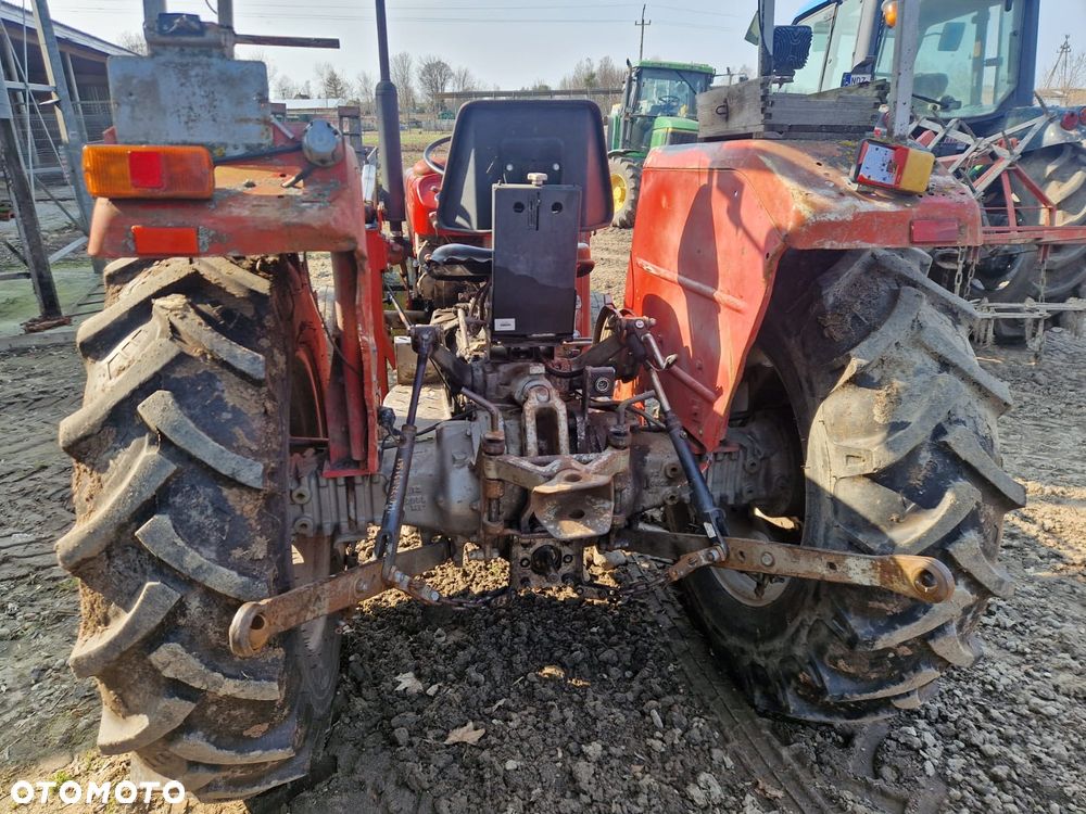 Massey Ferguson Ferguson MF158 - 2