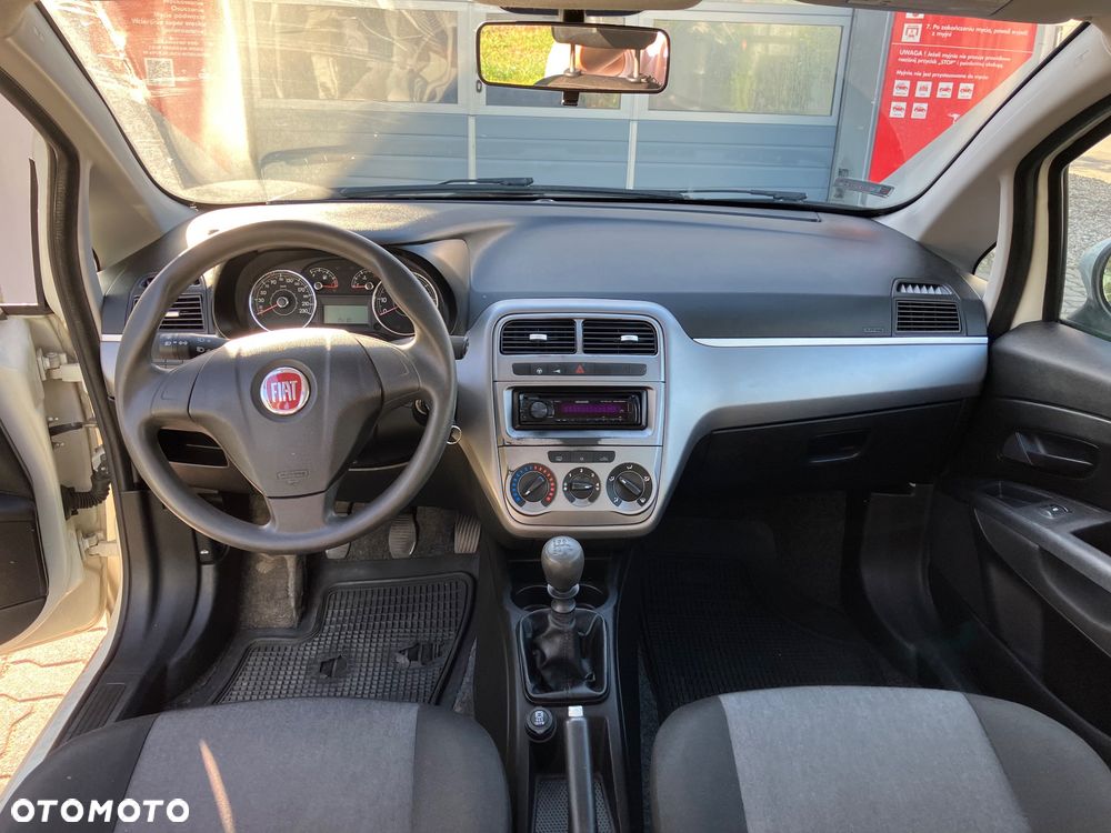 Fiat Punto 2012 - 14