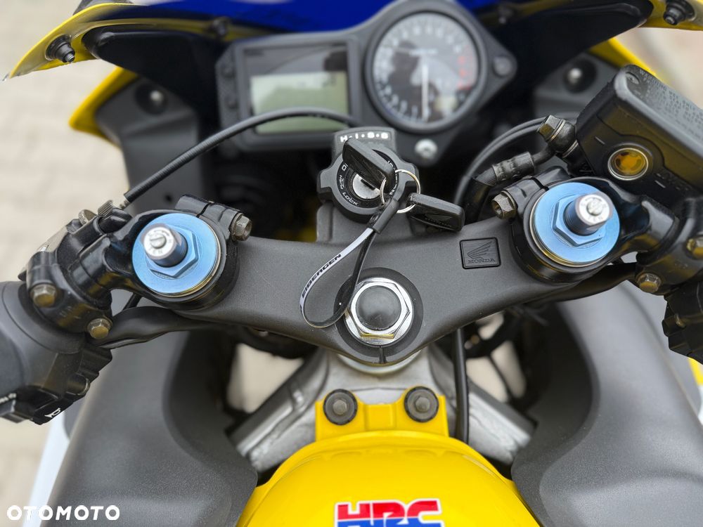 Honda CBR - 30