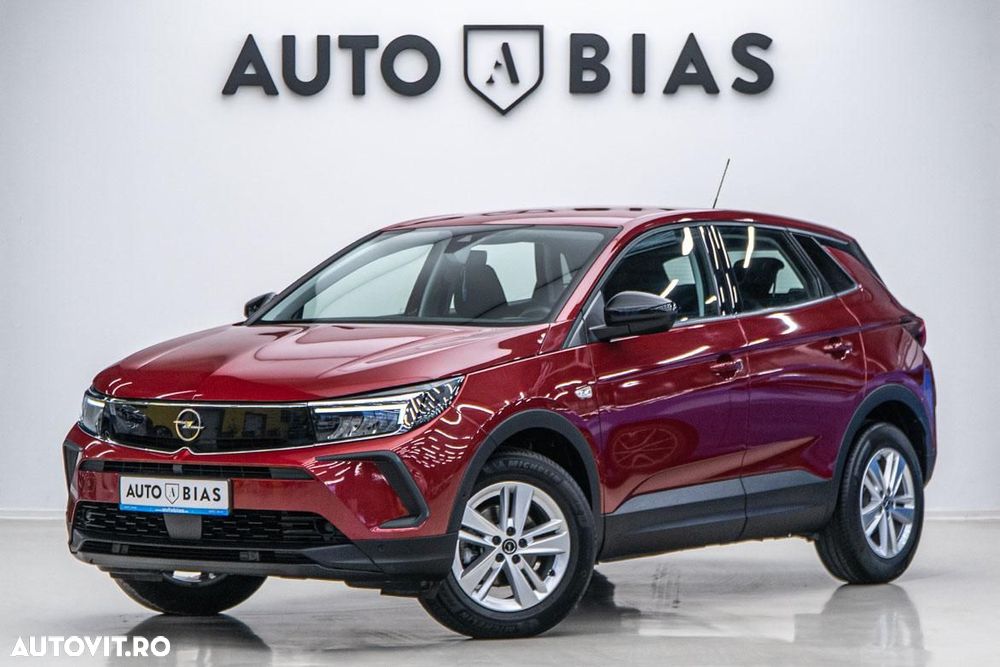 Opel Grandland X 1.2 Turbo START/STOP AT8 Business Edition - 2