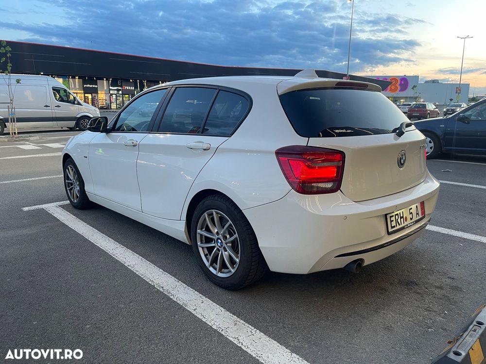 BMW Seria 1 120d Sport Line - 9