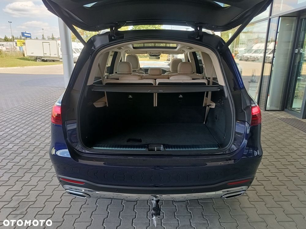 Mercedes-Benz GLS - 13