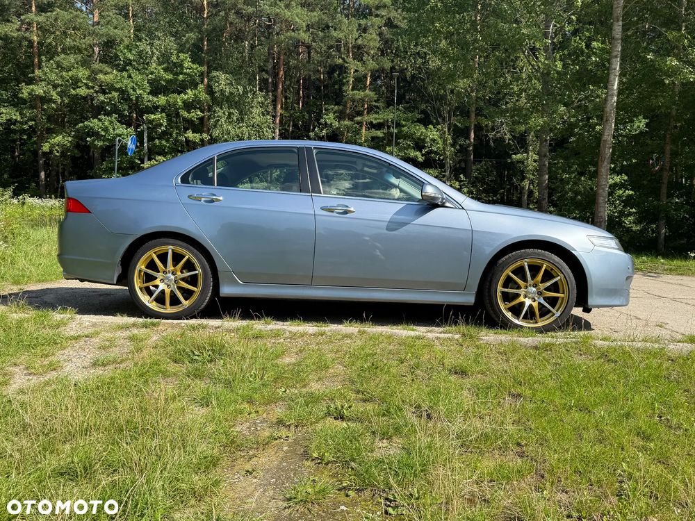 Honda Accord 2.0 Executive - 7