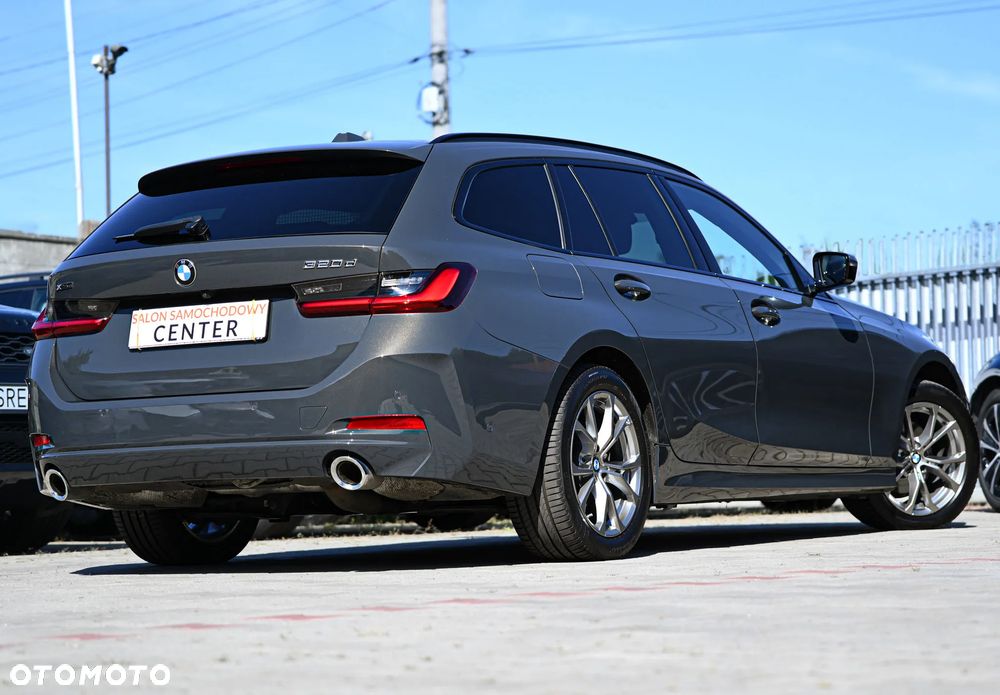 BMW Seria 3 320d xDrive mHEV sport - 35