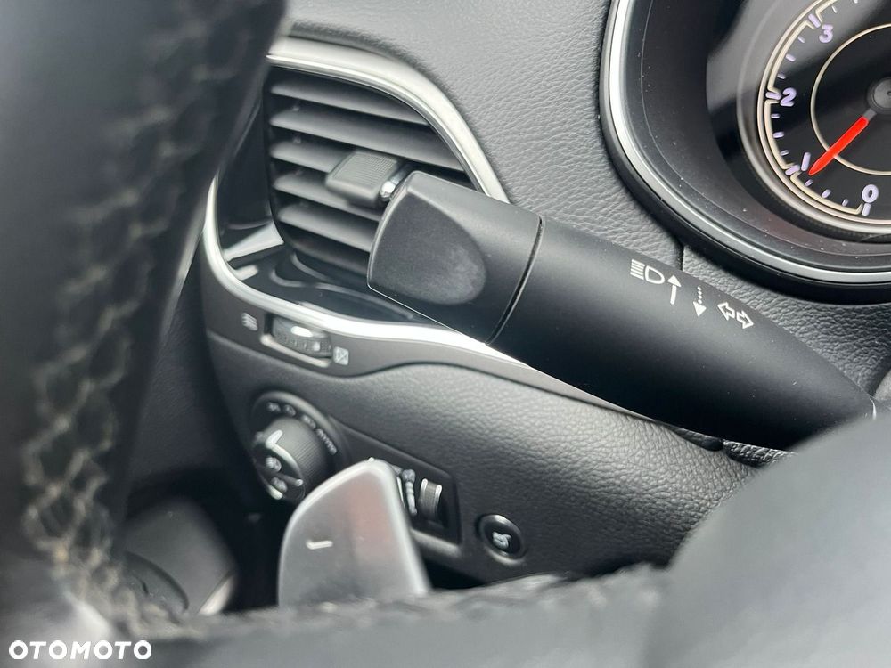 Jeep Cherokee 2.2 MJD Active Drive I Limited - 28