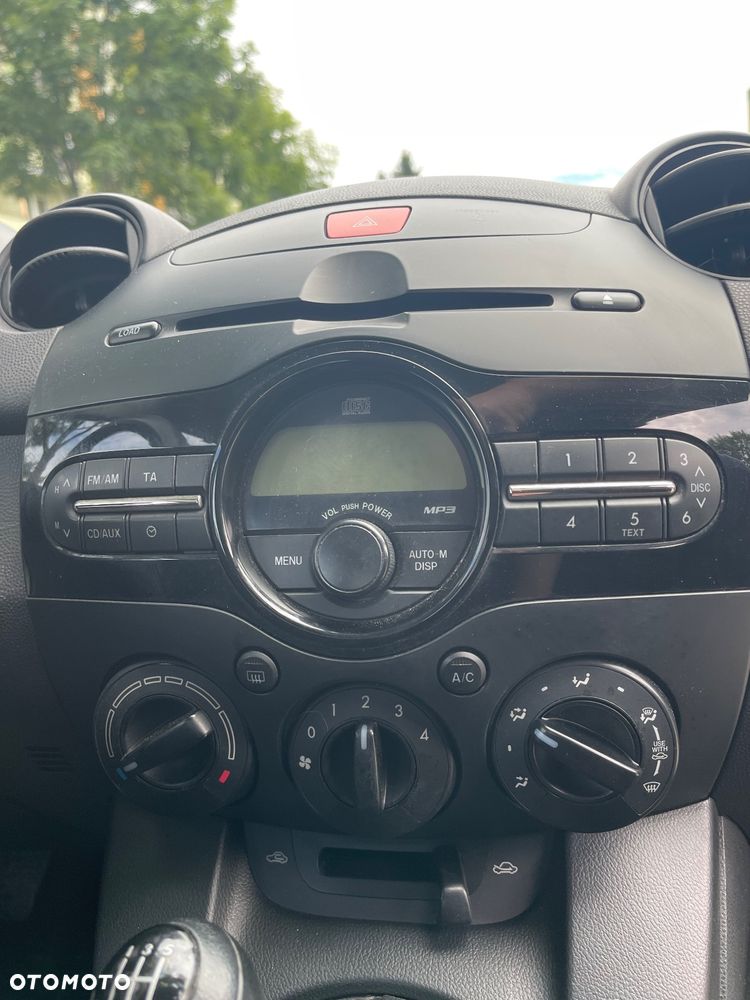 Mazda 2 1.3 Comfort - 13