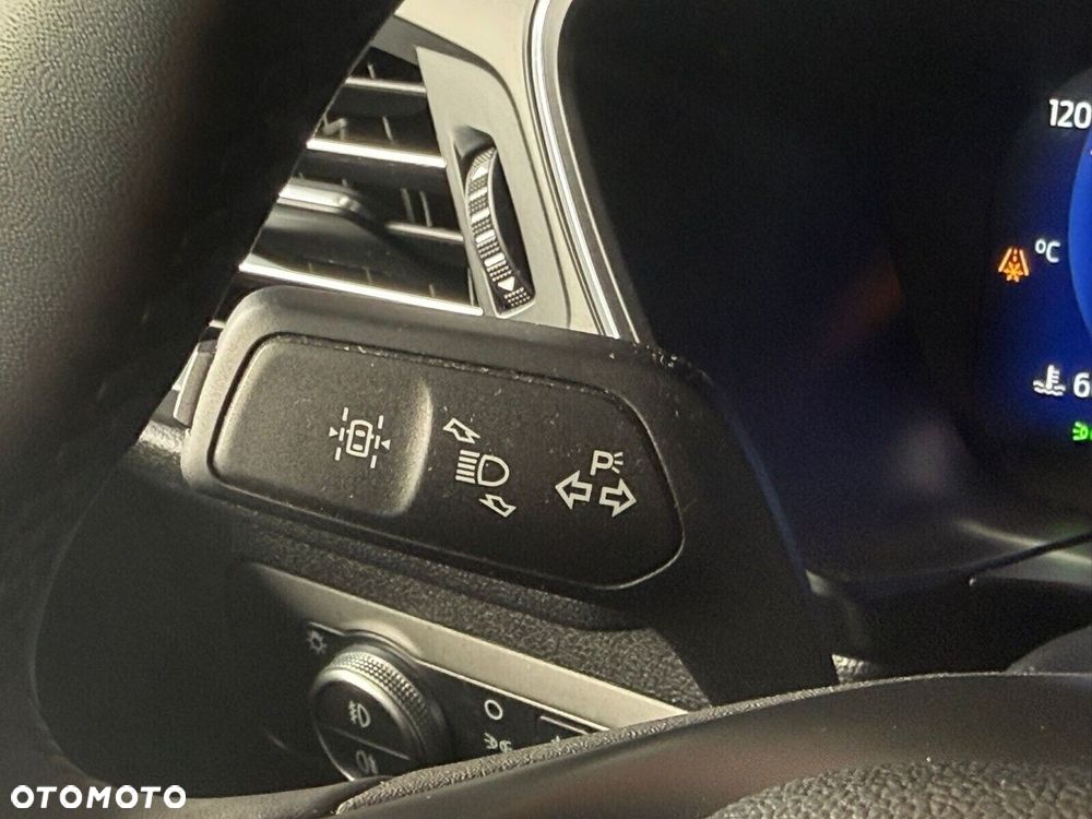 Ford Kuga 1.5 EcoBoost FWD Titanium - 16